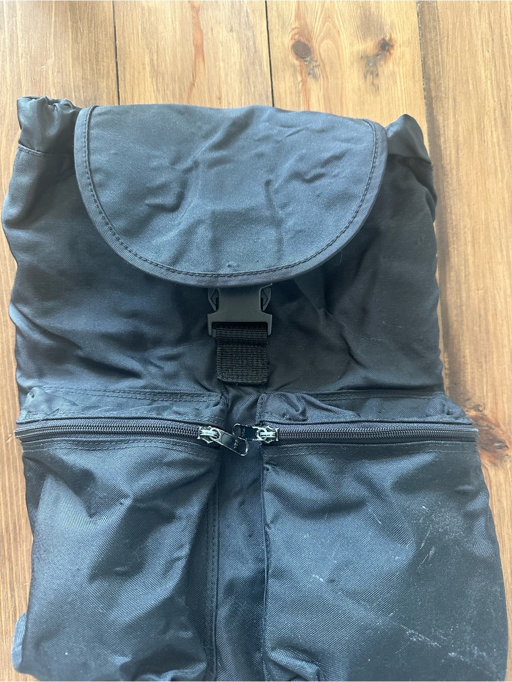 GAP Black Drawstring Backpack - Picture 3 of 5